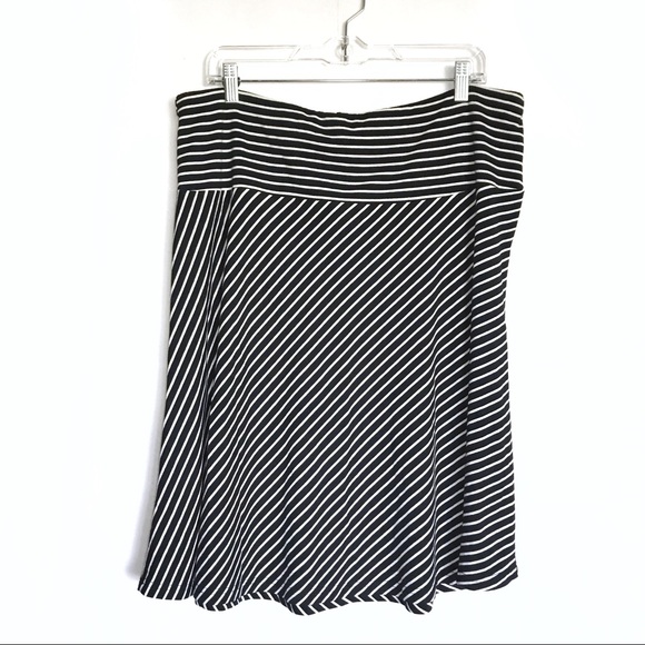 H&M Striped Skirt - Picture 3 of 9